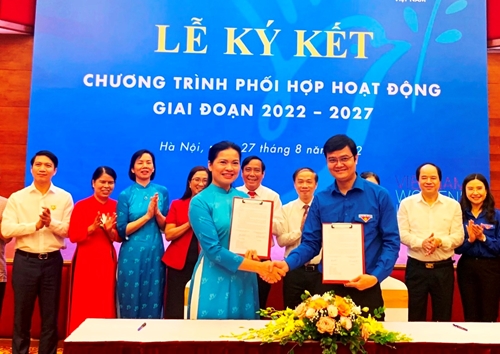 Trung ương Đoàn và Trung ương Hội Liên hiệp Phụ nữ Việt Nam ký kết phối hợp hoạt động